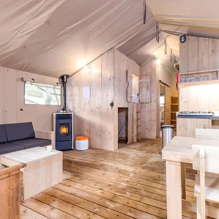 Landal Glamping Neufchateau-3